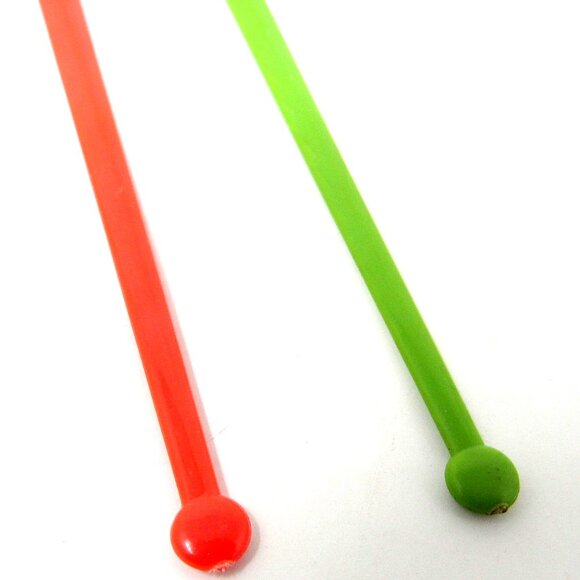 2 TWA Hong Kong Souvenir Stirrer Red Green Swizzle Stick Mixed Drink - Picture 4 of 5